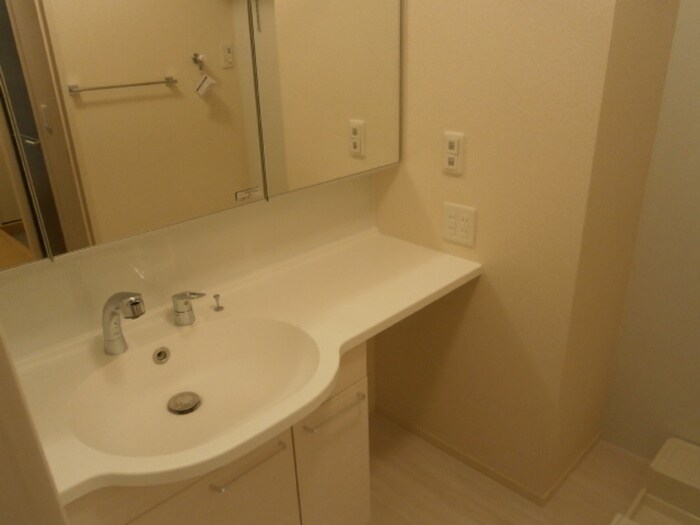 物件内観写真14　(洗面)
