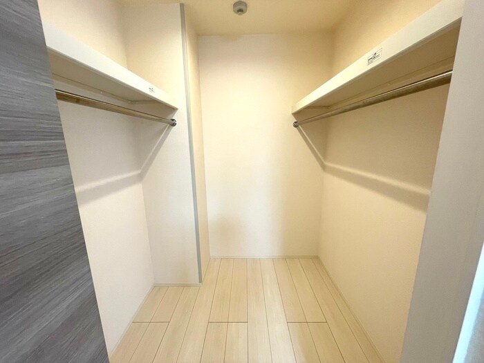 物件内観写真16　(収納)