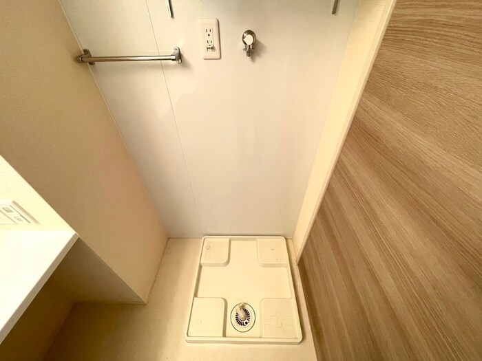 物件内観写真17　(洗濯機置場)