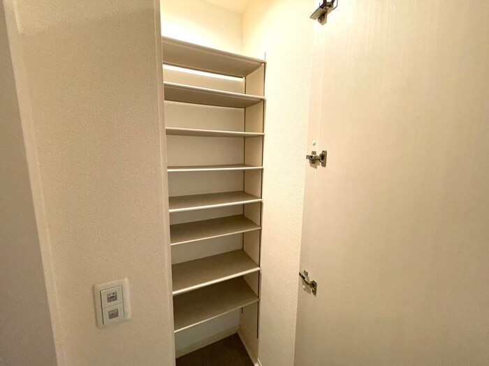 物件内観写真20　(靴箱)