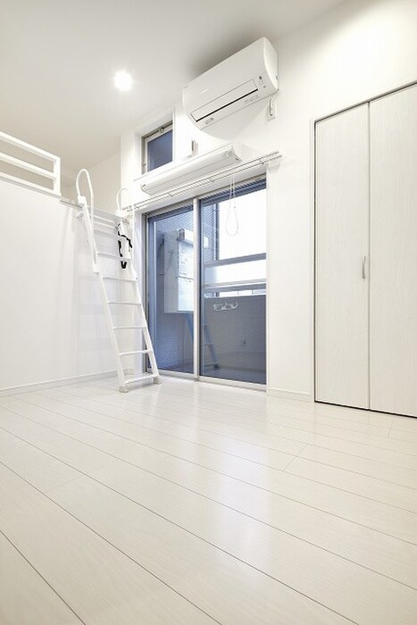 物件内観写真7　(居室)