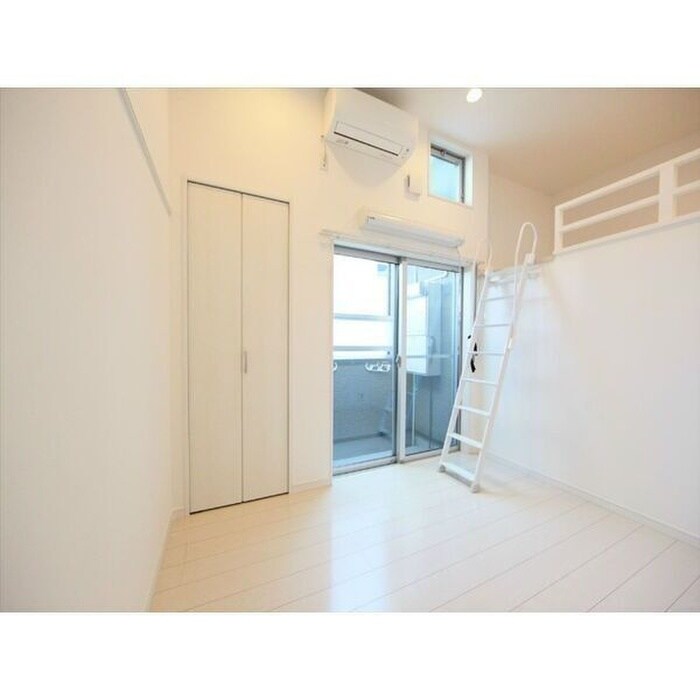 物件内観写真8　(居室)