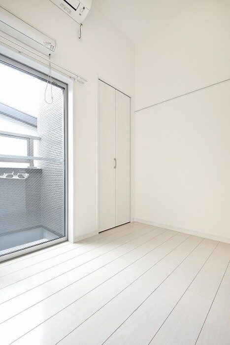 物件内観写真11　(居室)