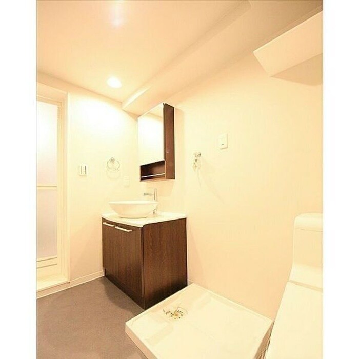 物件内観写真11　(洗面)