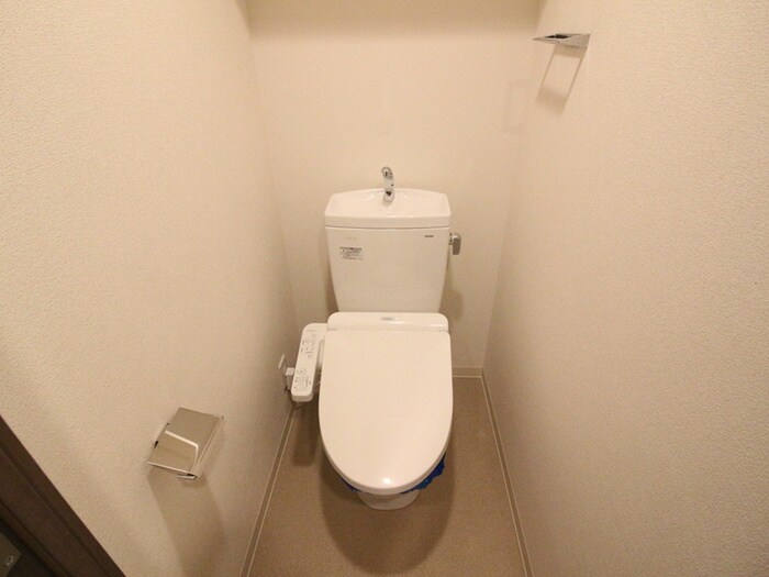 物件内観写真11　(トイレ)