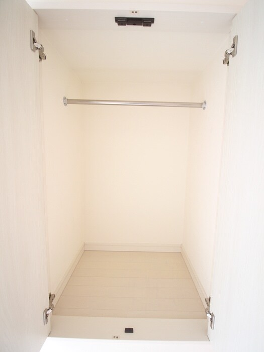 物件内観写真8　(収納)