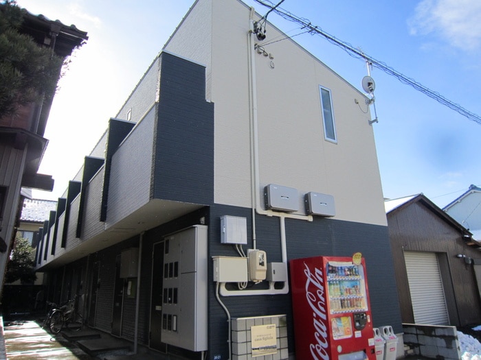 物件外観写真4　(外観写真)