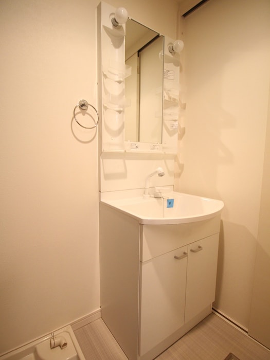 物件内観写真12　(洗面)