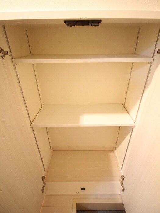 物件内観写真19　(収納)