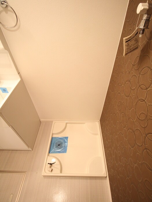 物件内観写真21　(洗濯機置場)