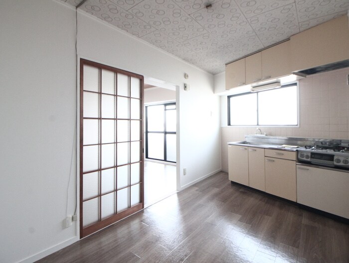 物件内観写真11　(居室)