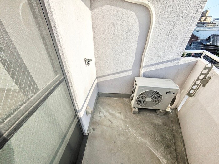 物件内観写真14　(洗濯機置場)