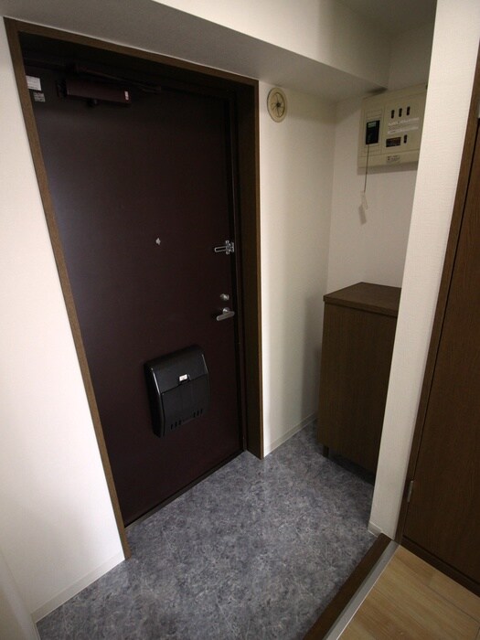 物件内観写真16　(玄関)