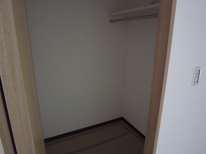 物件内観写真9　(収納)