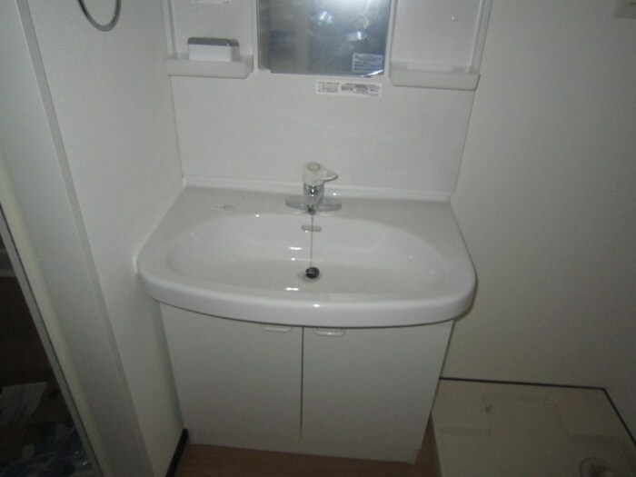 物件内観写真10　(洗面)