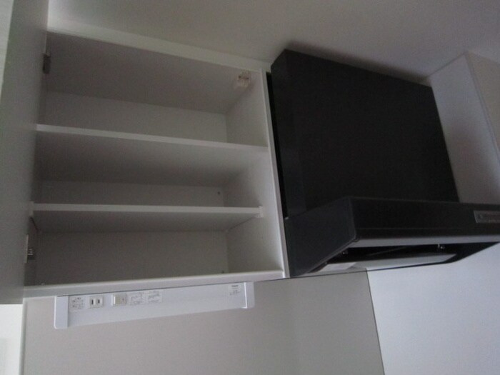 物件内観写真10　(収納)