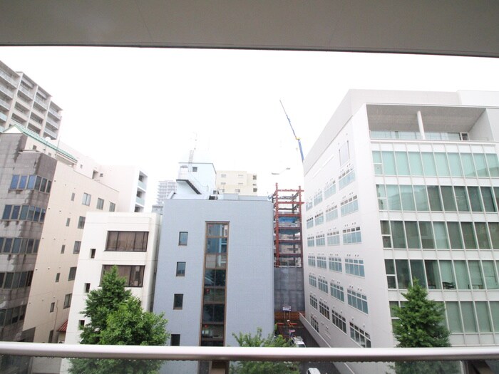 物件内観写真16　(室内からの展望)