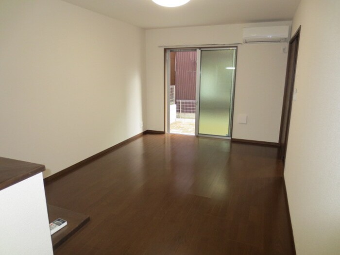 物件内観写真7　(内観写真)