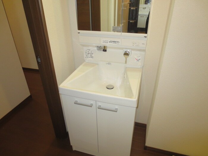 物件内観写真10　(洗面)