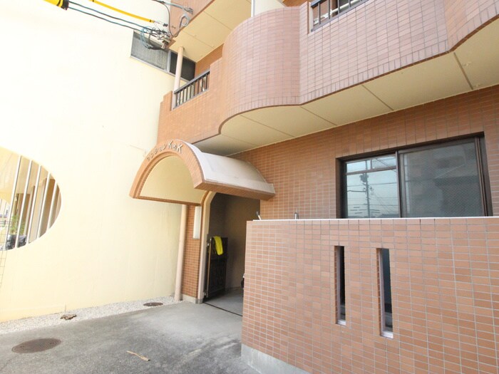 物件外観写真5　(外観写真)