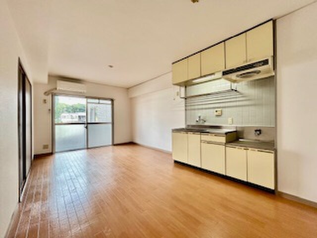 物件内観写真7　(居室)