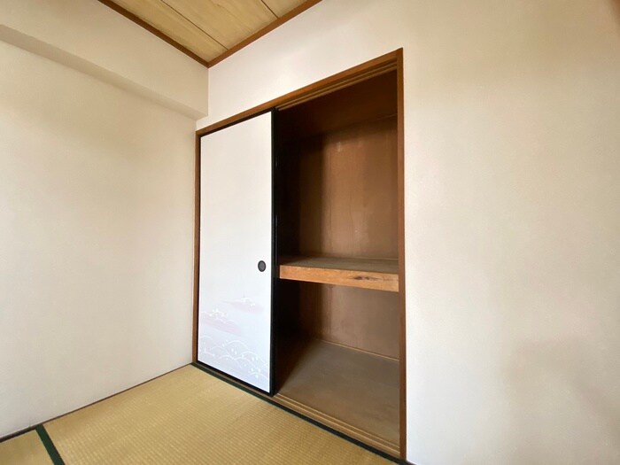 物件内観写真16　(収納)