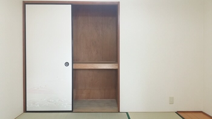 物件内観写真17　(収納)