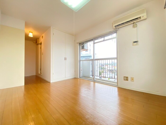 物件内観写真7　(居室)