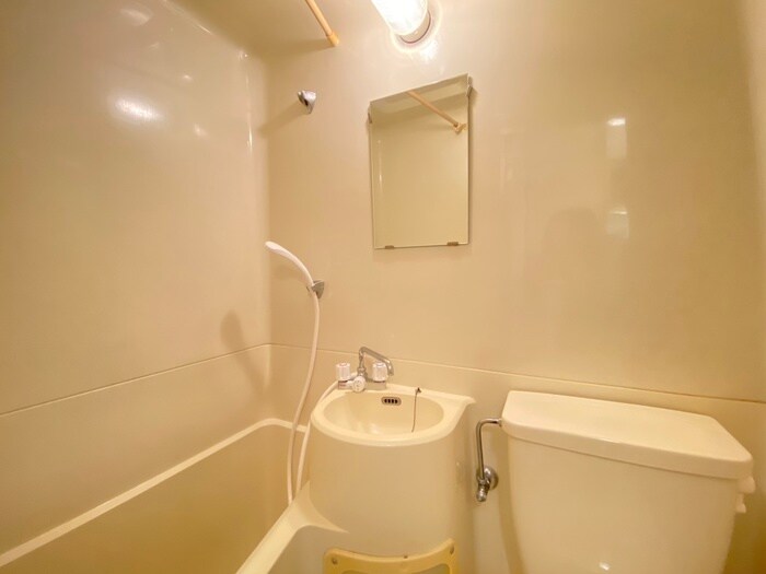 物件内観写真10　(洗面)