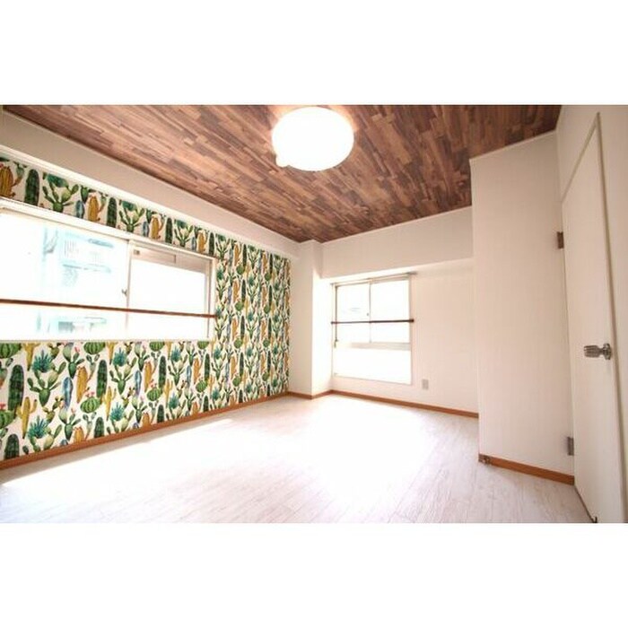 物件内観写真3　(居室)