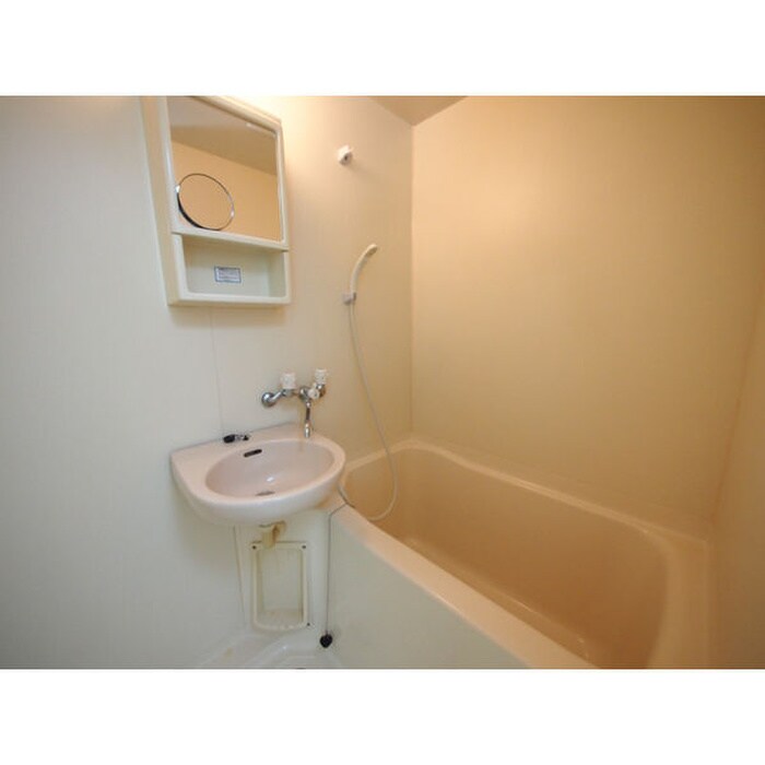 物件内観写真8　(洗面)