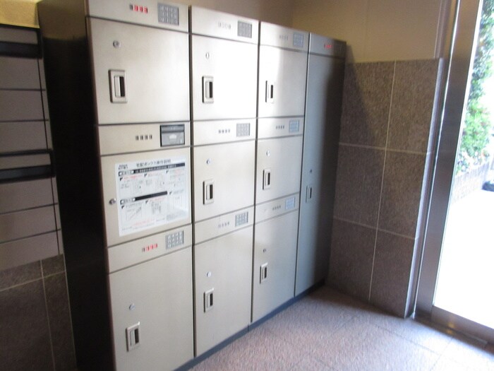 物件外観写真4　(建物設備)