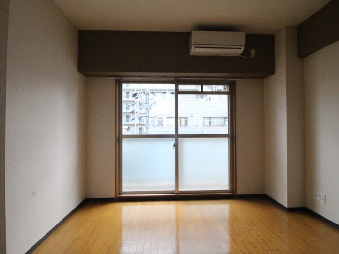 物件内観写真13　(居室)