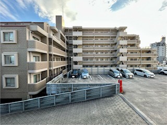 物件内観写真16　(室内からの展望)