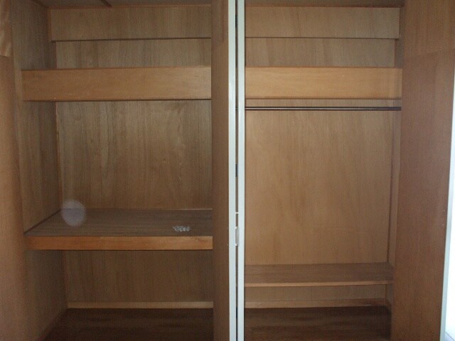 物件内観写真10　(収納)