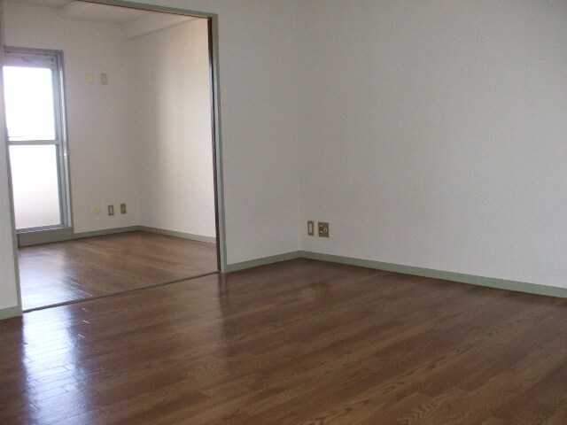 物件内観写真12　(居室)