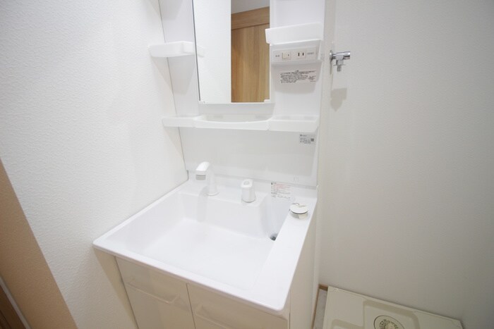 物件内観写真11　(洗面)