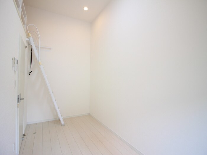 物件内観写真6　(居室)