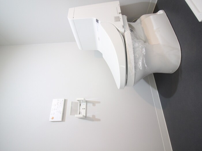 物件内観写真11　(トイレ)