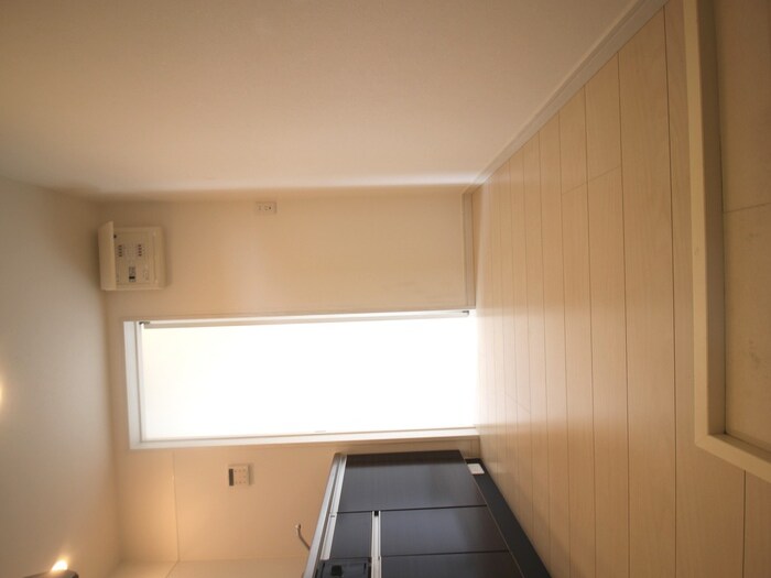 物件内観写真13　(玄関)