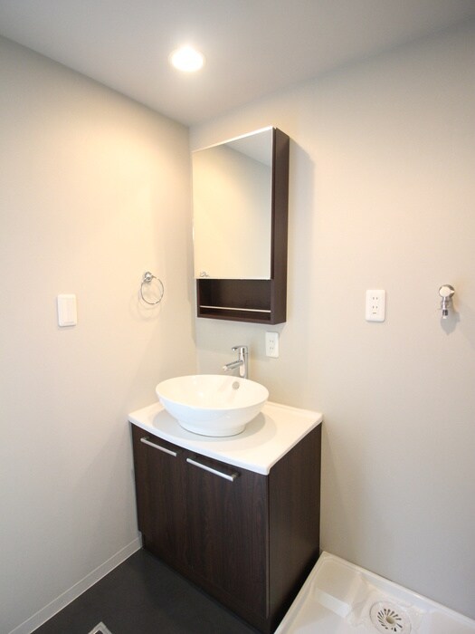 物件内観写真13　(洗面)