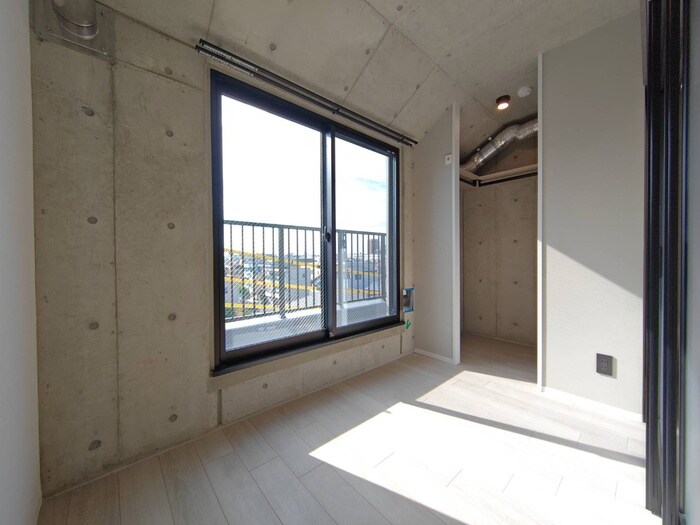 物件内観写真9　(居室)