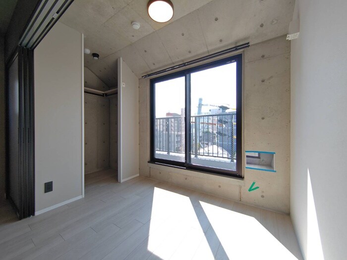 物件内観写真9　(居室)