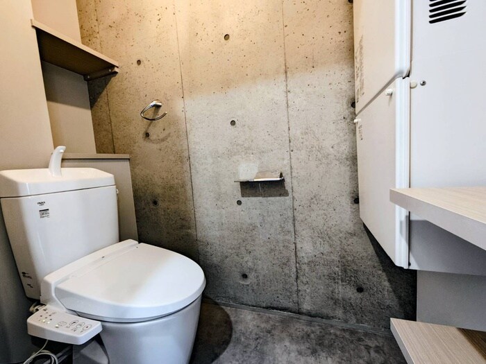 物件内観写真14　(トイレ)