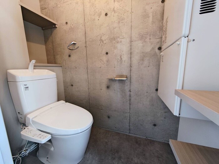 物件内観写真14　(トイレ)