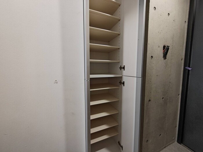 物件内観写真17　(靴箱)