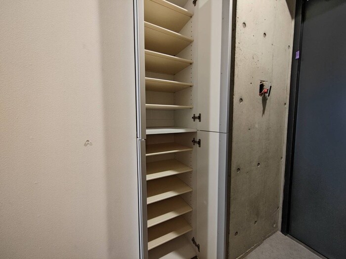 物件内観写真17　(靴箱)