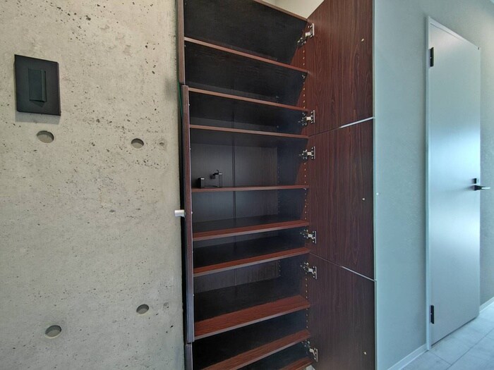 物件内観写真17　(靴箱)