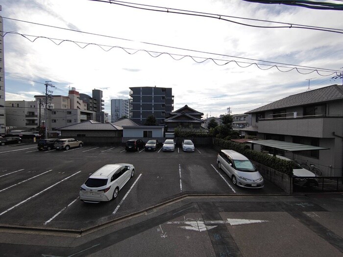 物件内観写真22　(室内からの展望)