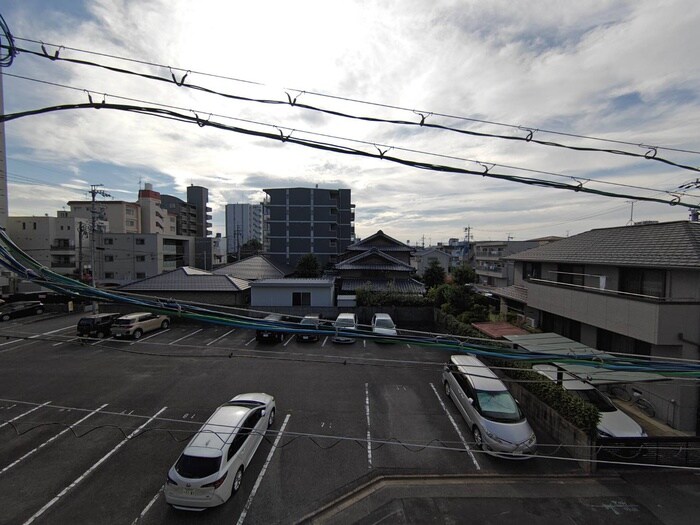 物件内観写真22　(室内からの展望)